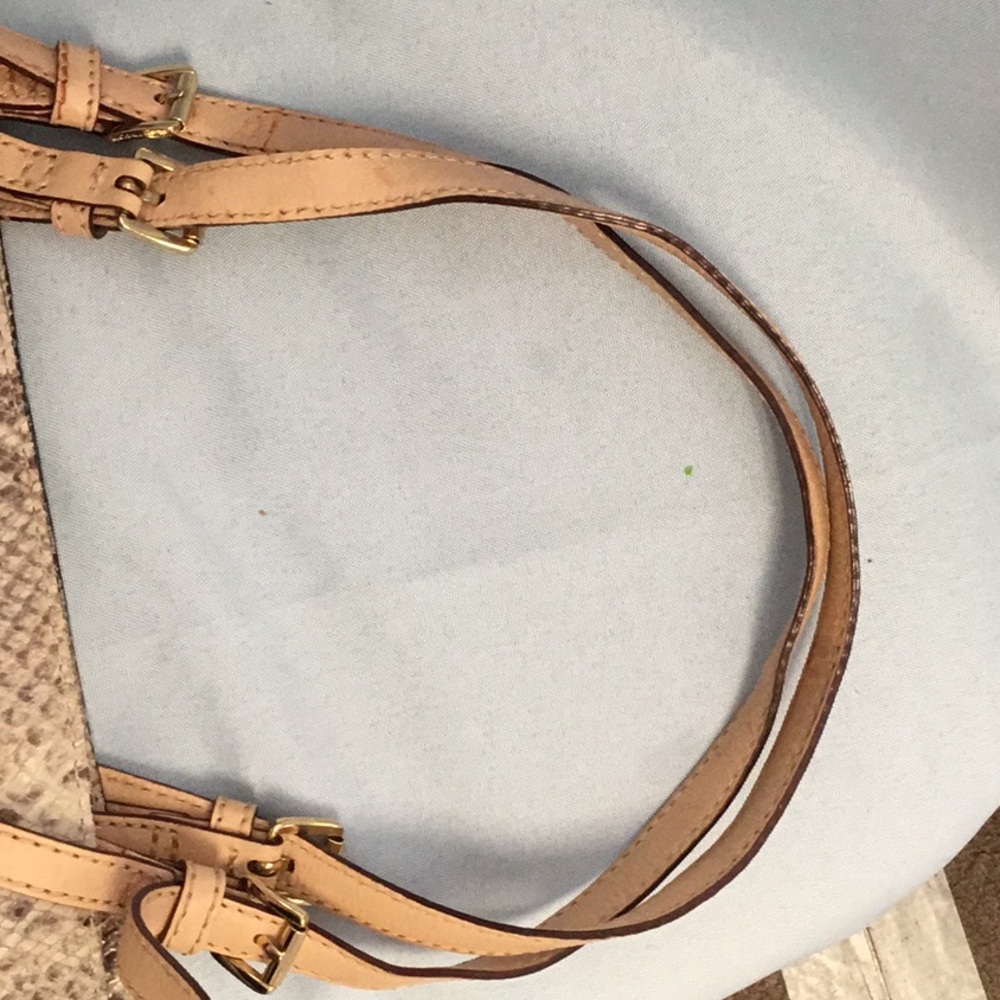 Michael Kors Snakeskin Tote. Wallet is sold - Picture 15 of 16